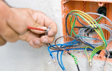 How to conduct wiring in the house - step by step instructions