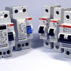 What is a circuit breaker and what is it for?