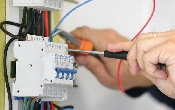 Installing a residual current device