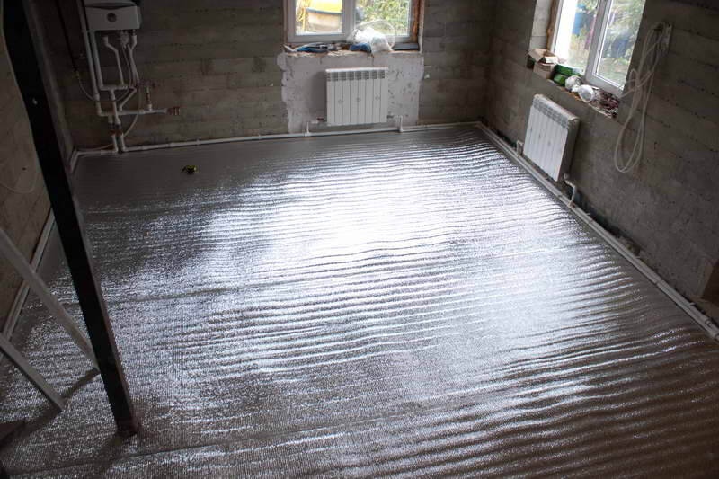 Floor insulation with penofol