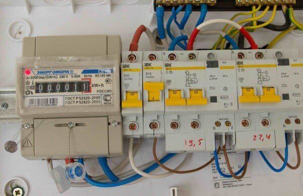 Protective automation and electric meter