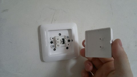 How to disassemble the light switch?