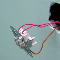 How to repair the light switch yourself?