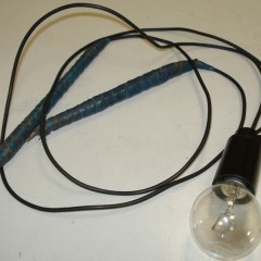 How to assemble a test lamp electrician?