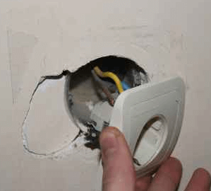 What to do if the outlet falls out of the wall?