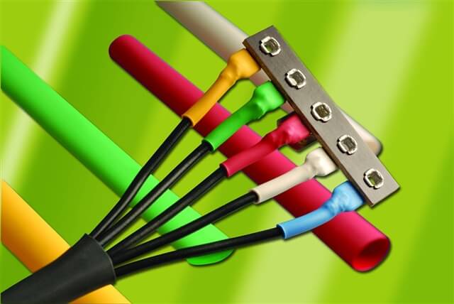 Цветни камбрици за проводници