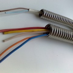 Видове и характеристики на използването на метален маркуч за кабел
