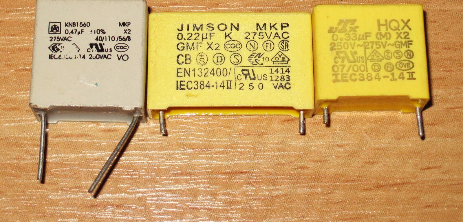 Quenching capacitors