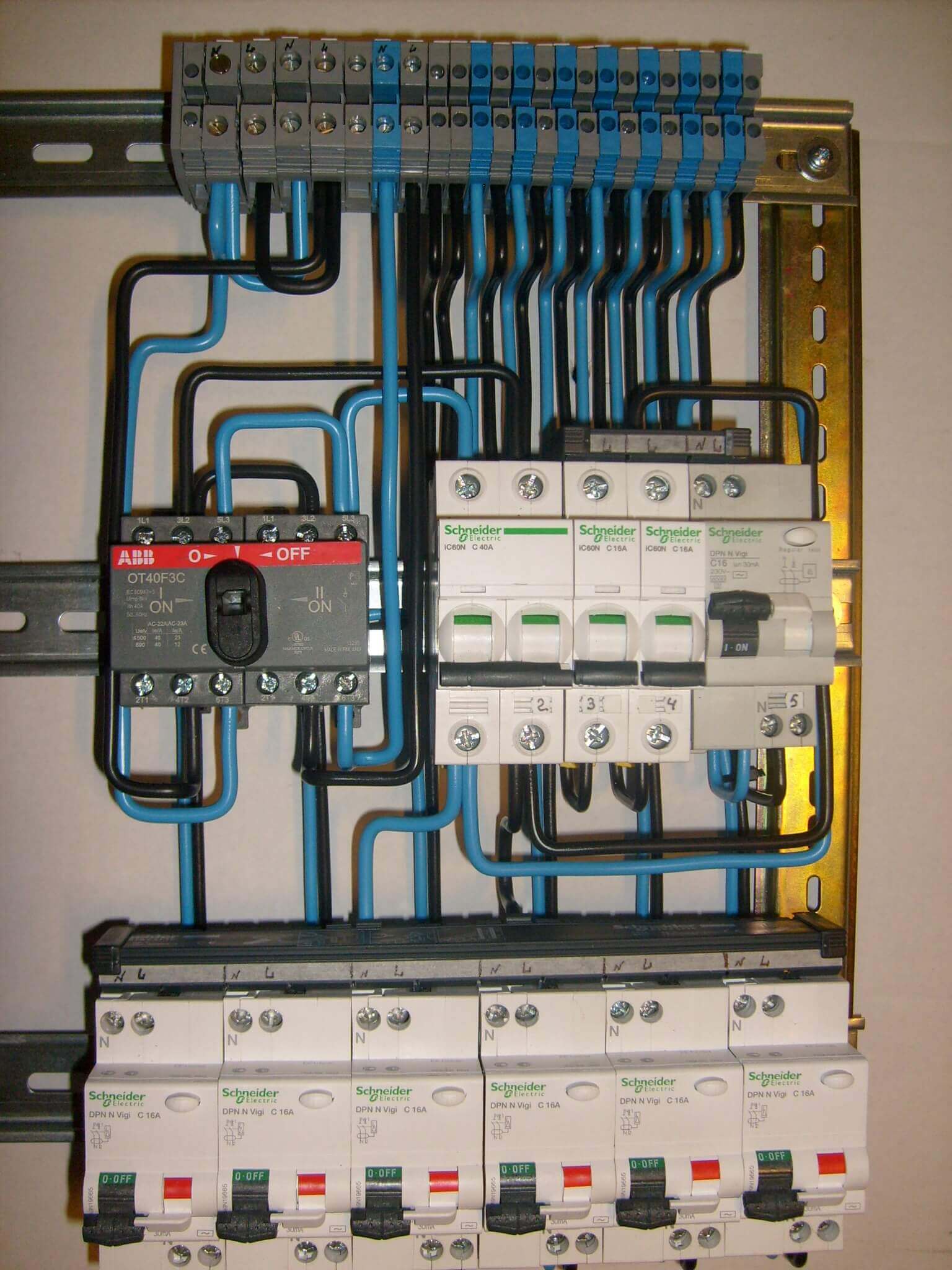 Installation wire in the shield