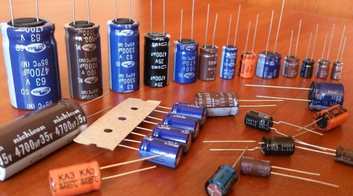кондензатори