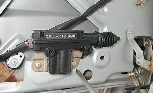 Servo (actuator) of door locks of a VAZ car