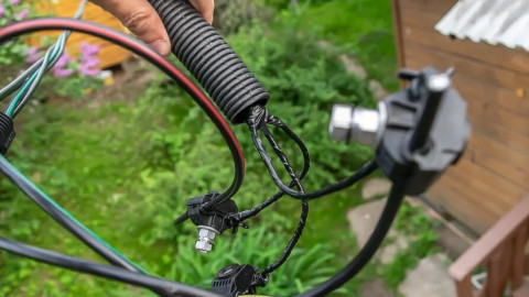 How to protect cables and wires from UV